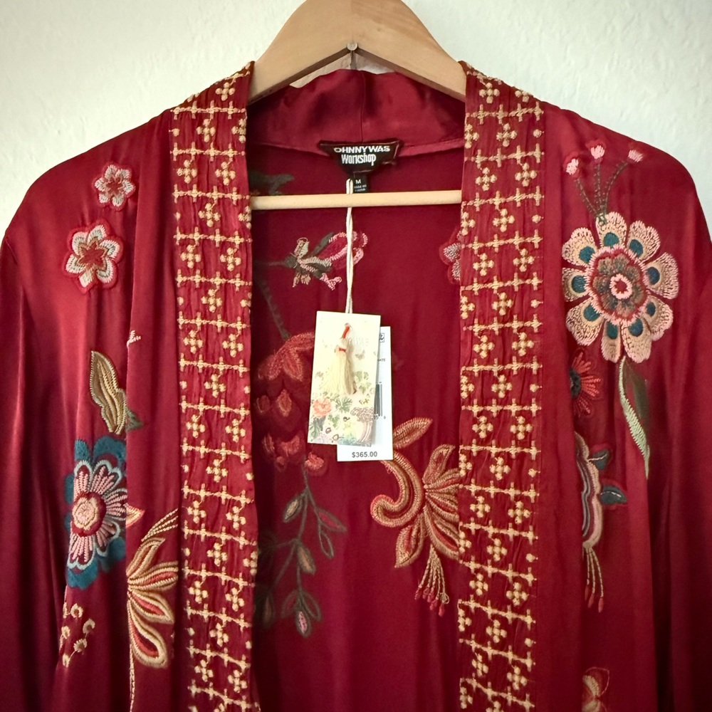 Johnny Was long kimono coat. Messine pomegranate size medium. Two pockets. - Picture 3 of 7